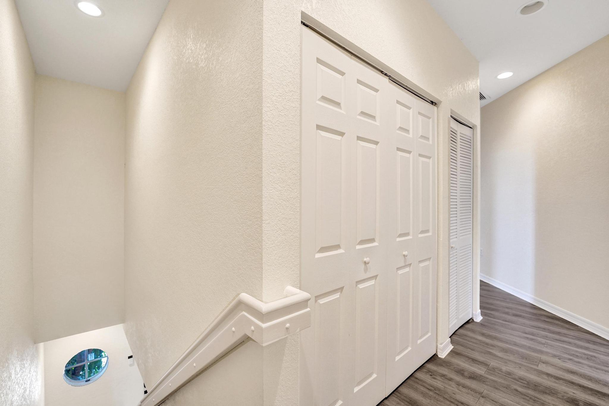 852 NW 9TH Street
