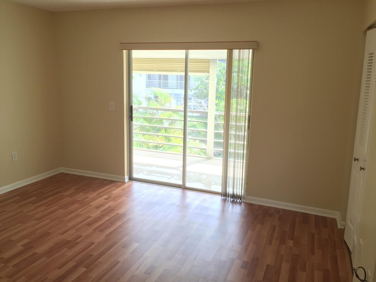 2878 DONNELLY Drive 207