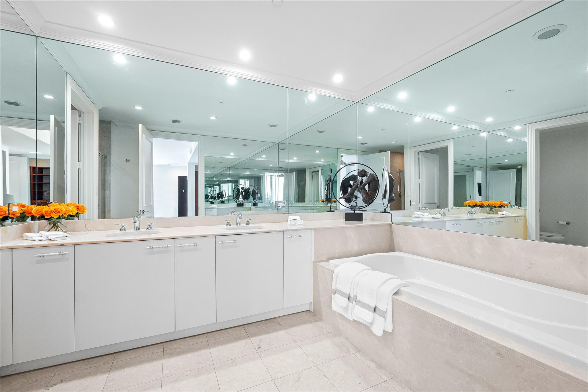 1600 S Ocean Boulevard 301
