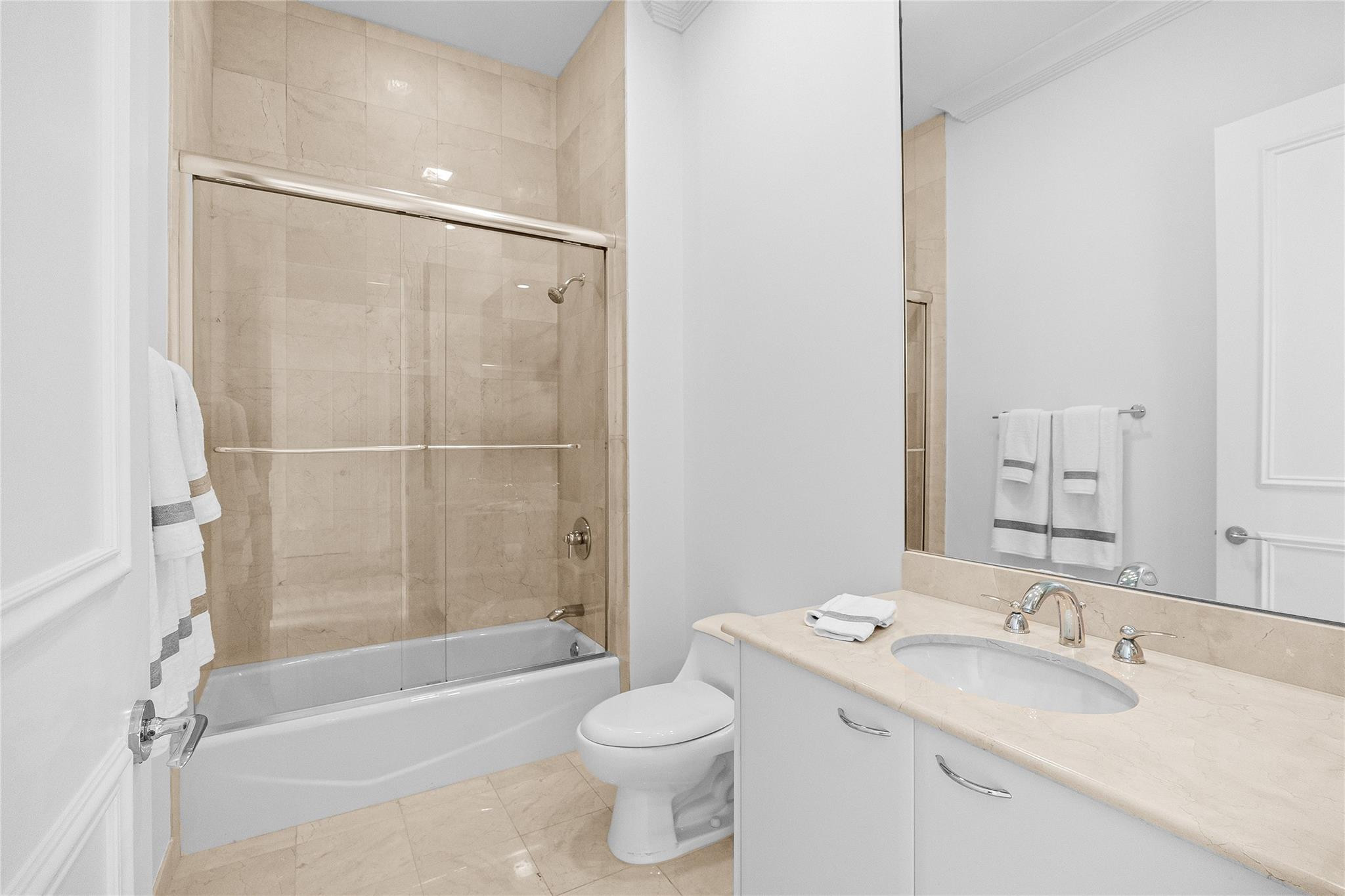 1600 S Ocean Boulevard 301