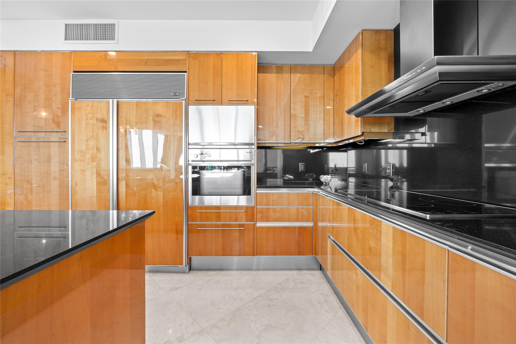 1600 S Ocean Boulevard 301