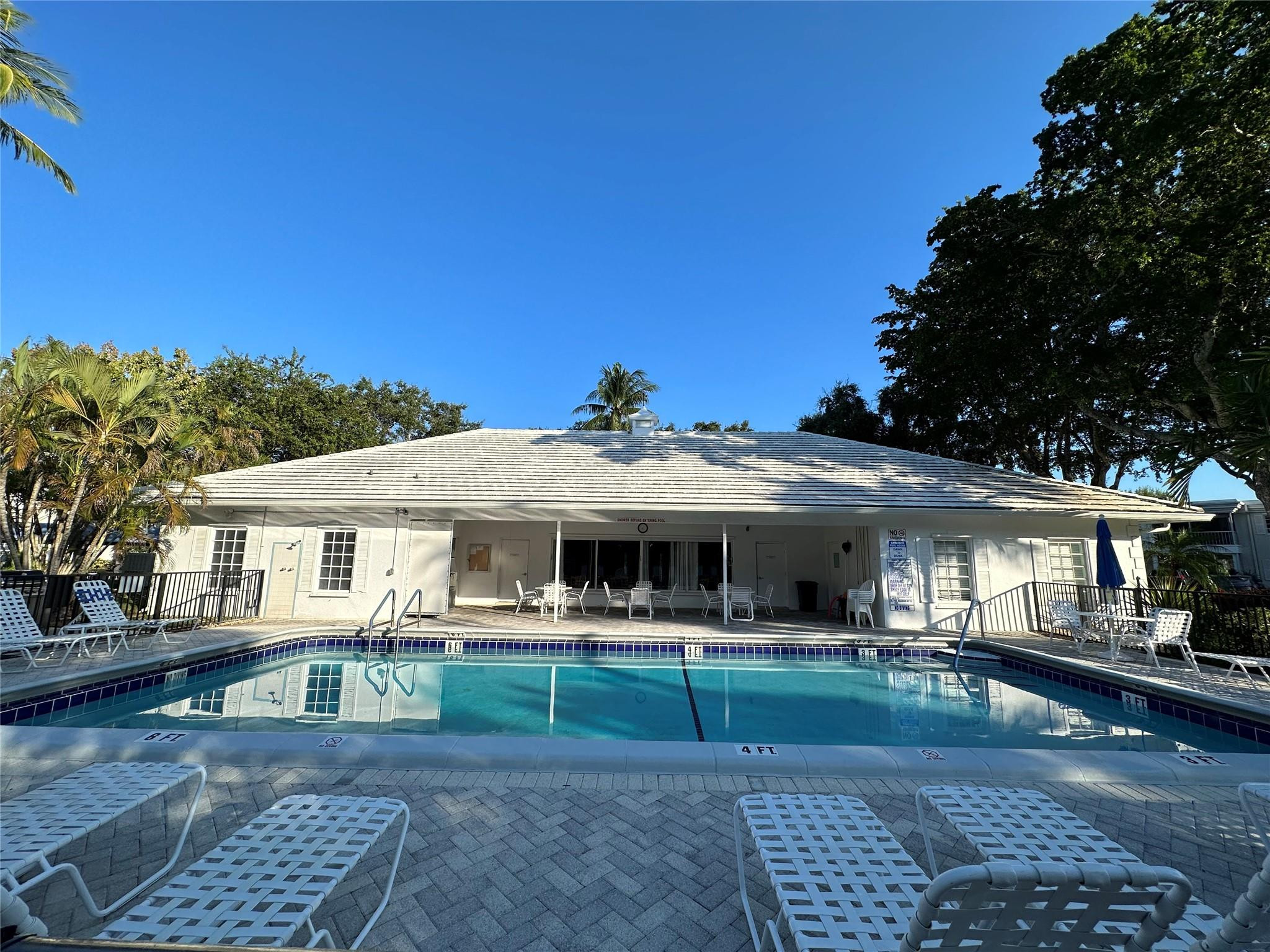 6295 Bay Club Drive 1