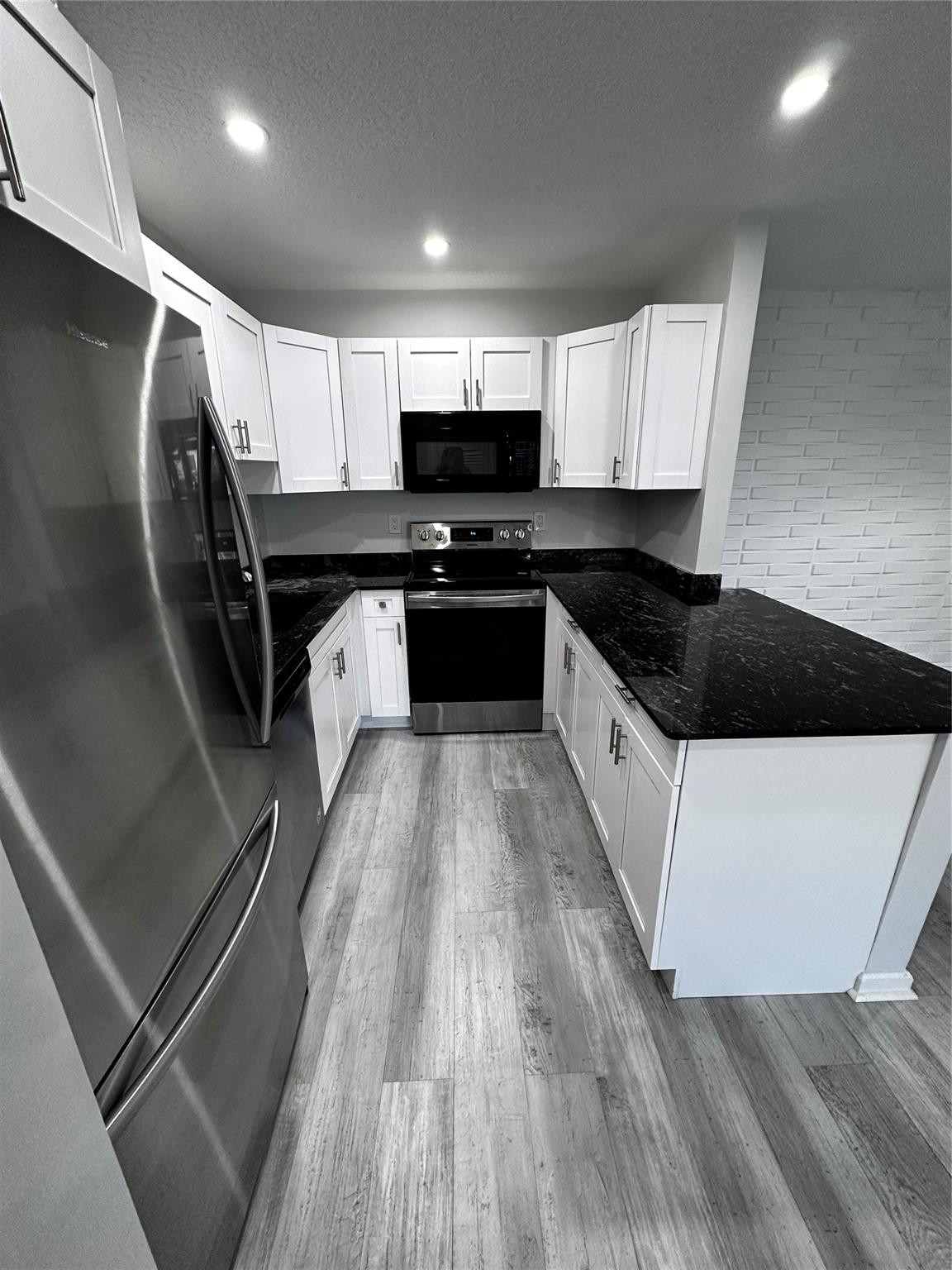 6295 Bay Club Drive 1