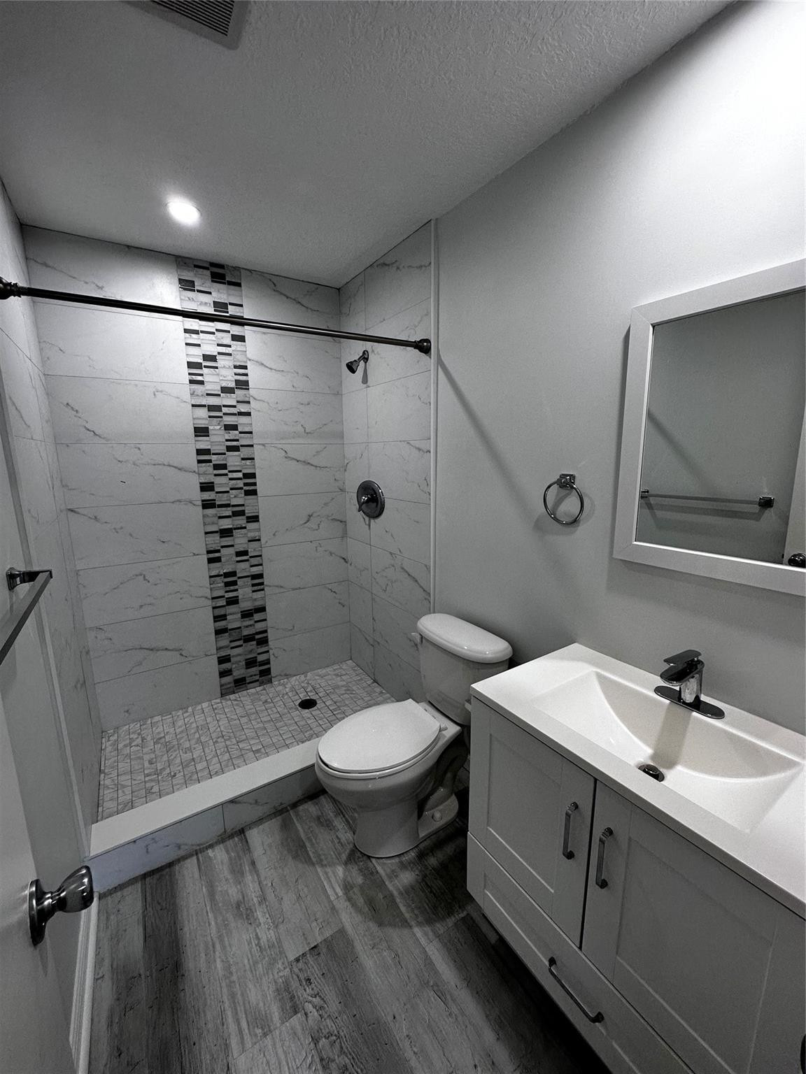 6295 Bay Club Drive 1