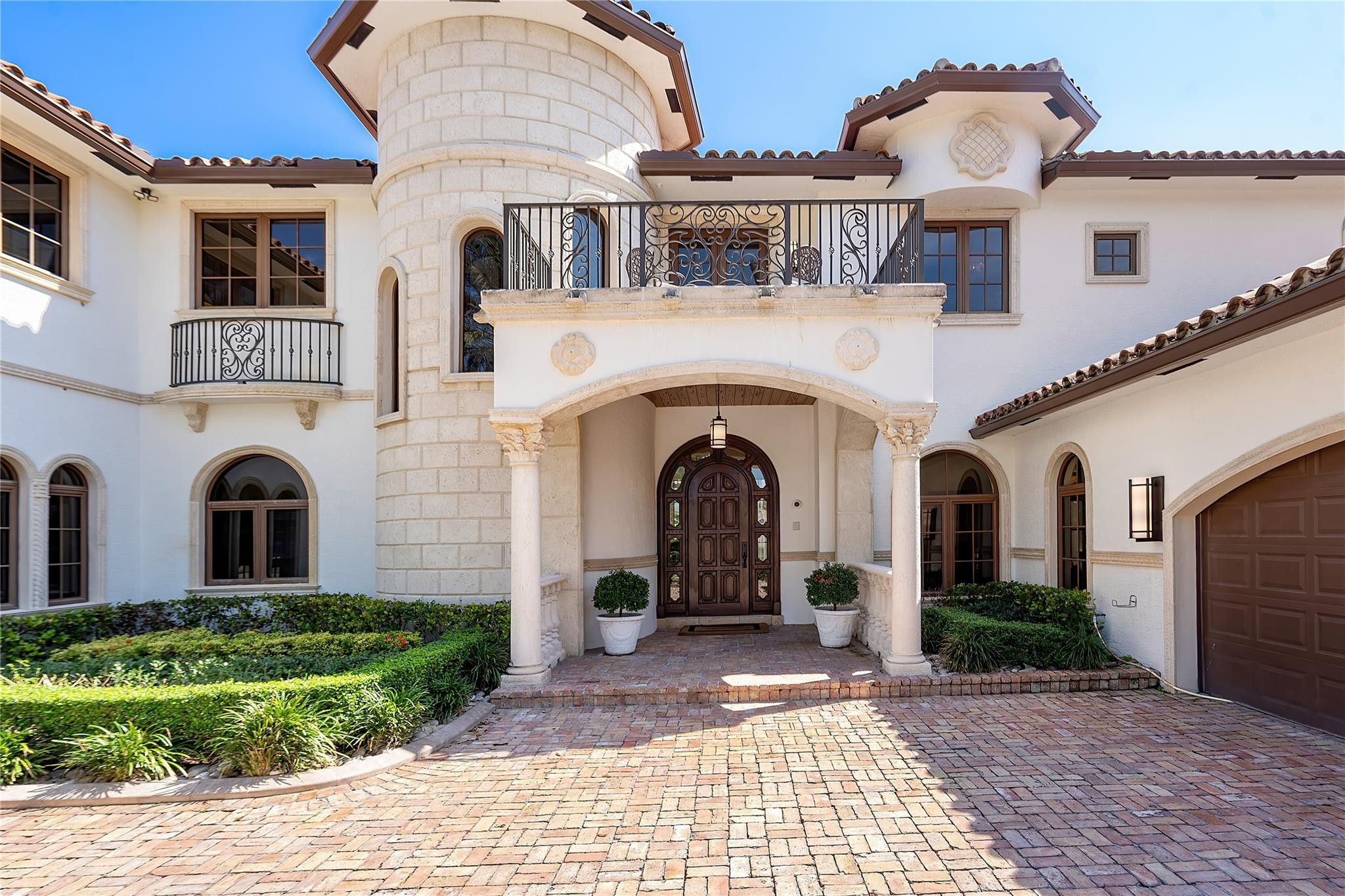 12704 Stonebrook Drive