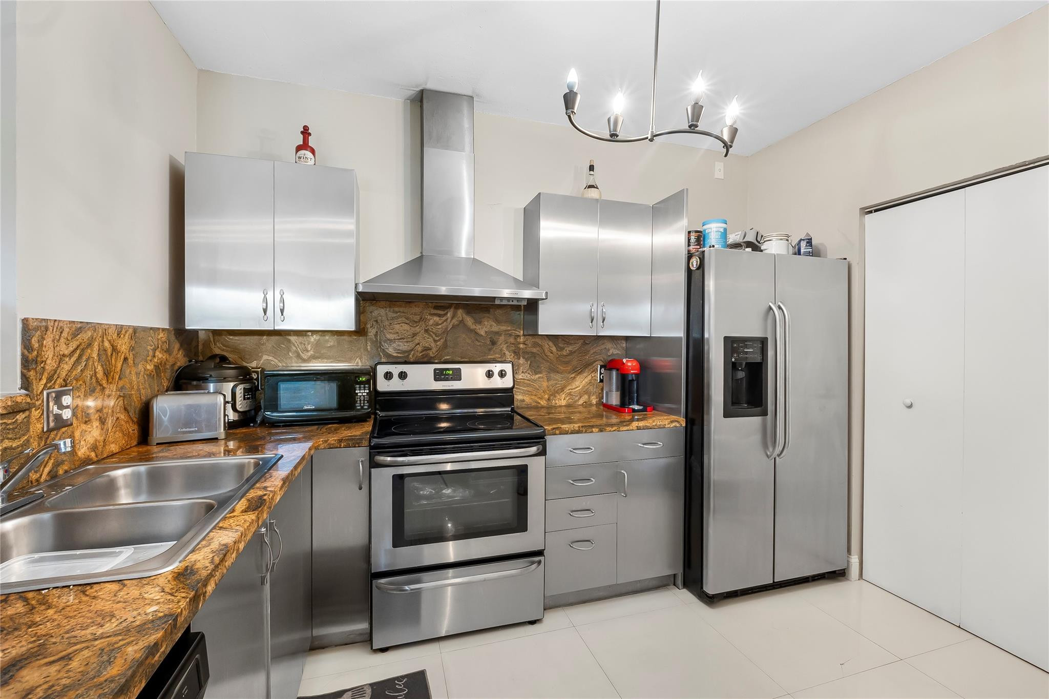 19501 E Country Club Drive 9102
