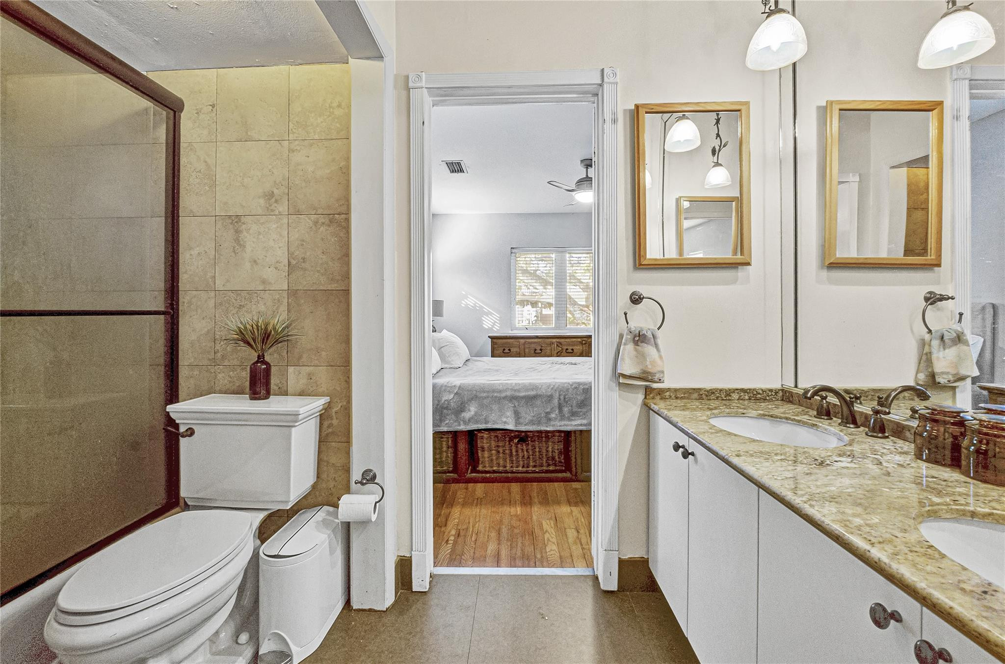 1241 N Rio Vista Boulevard