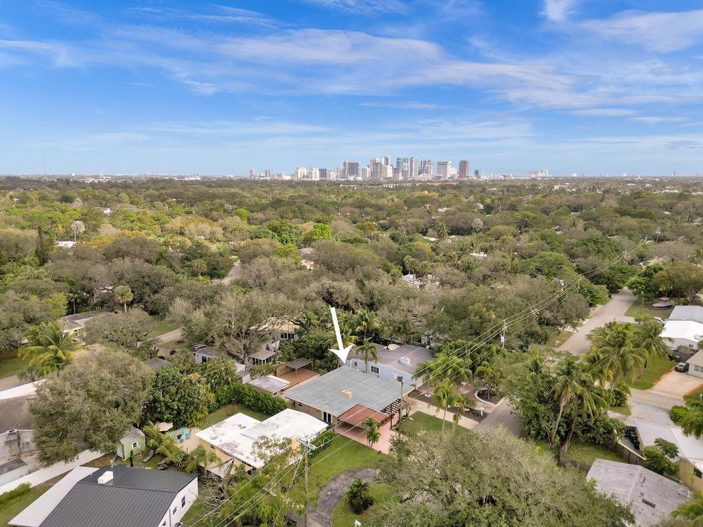 1813 SW 14th Court