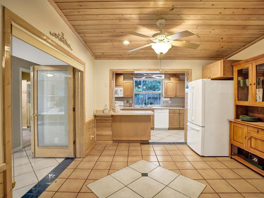1813 SW 14th Court