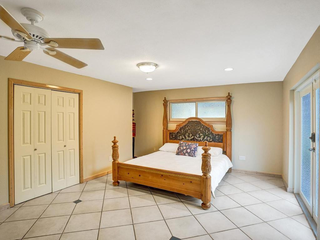 1813 SW 14th Court