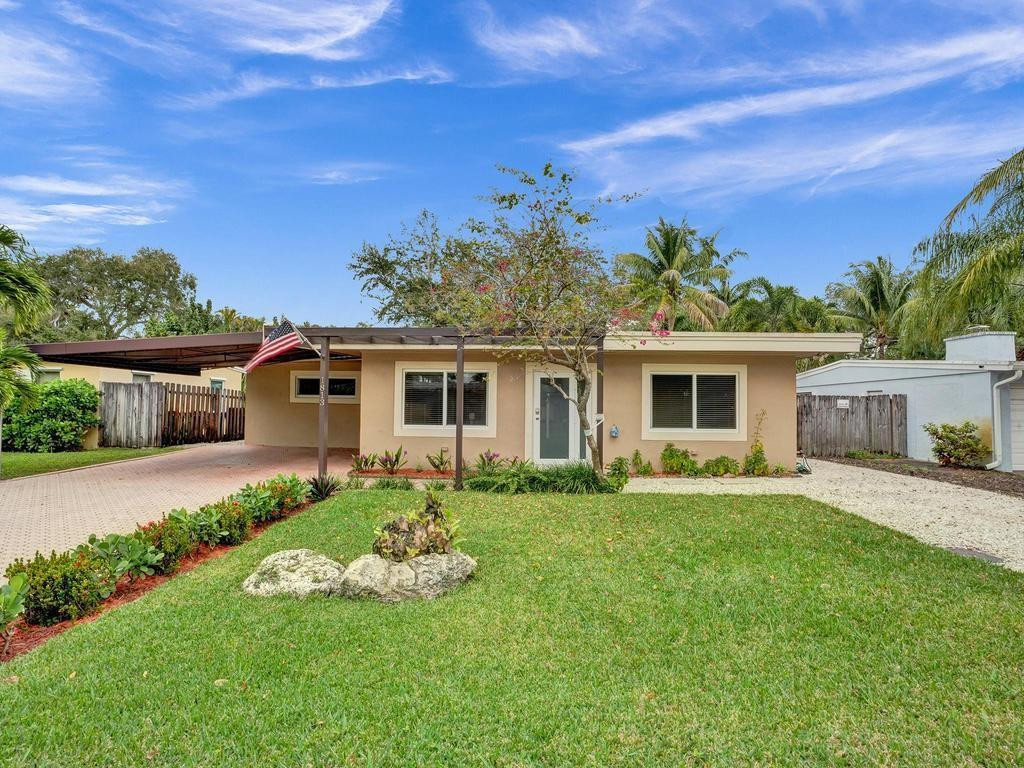 1813 SW 14th Court