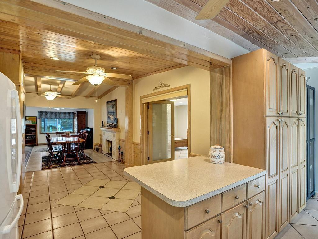 1813 SW 14th Court