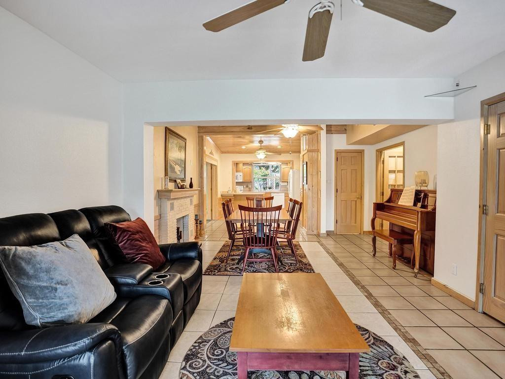 1813 SW 14th Court