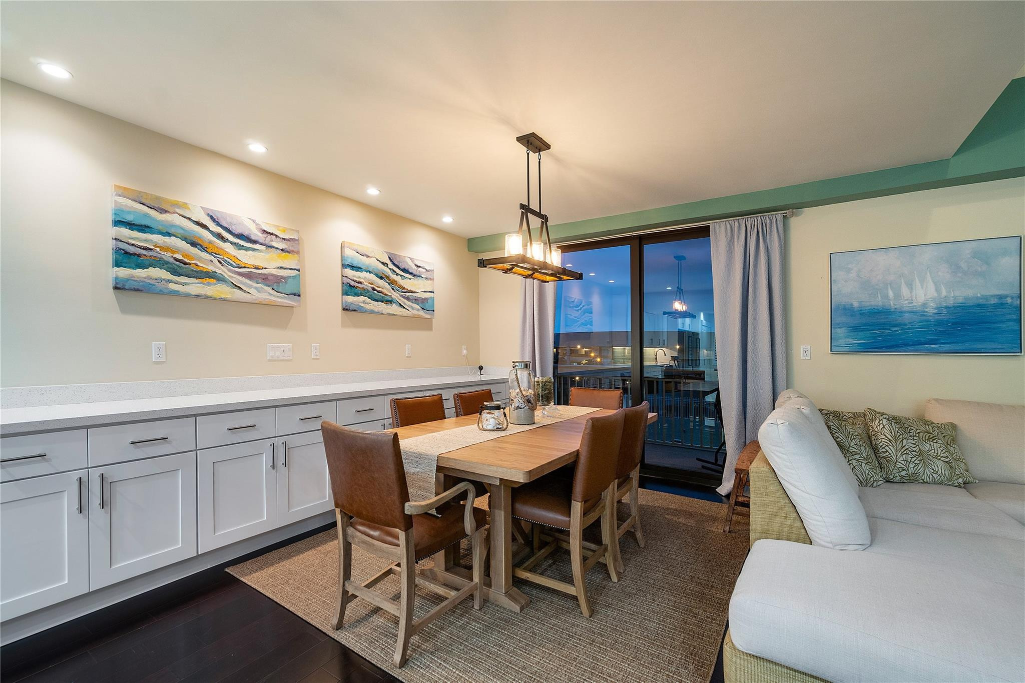 3100 NE 48th Street 305