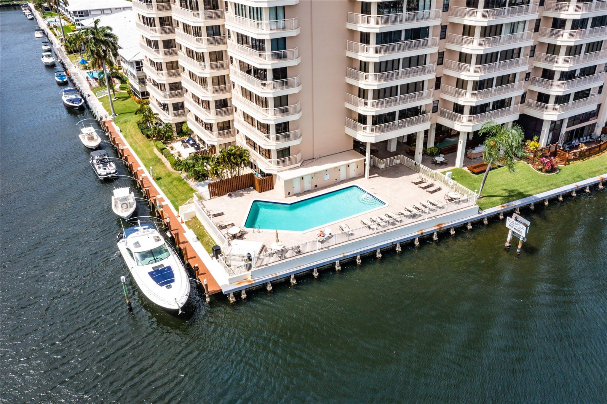 3100 NE 48th Street 305