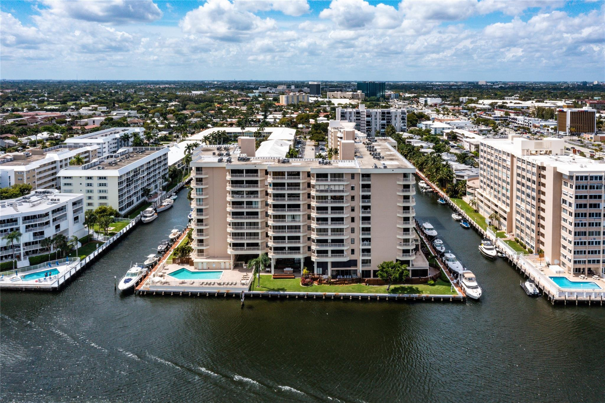 3100 NE 48th Street 305