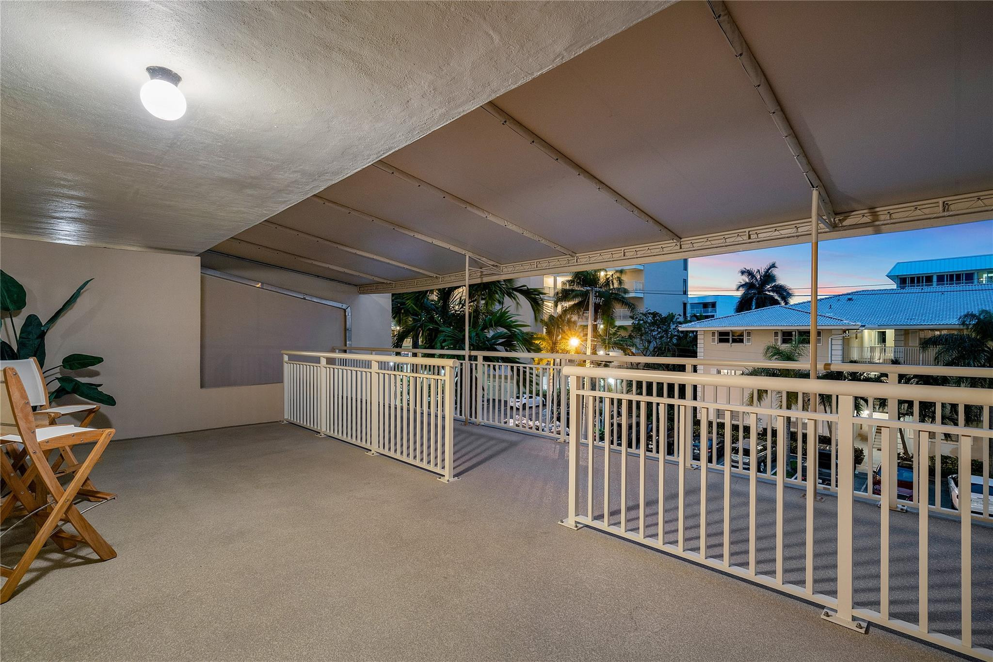 3100 NE 48th Street 305