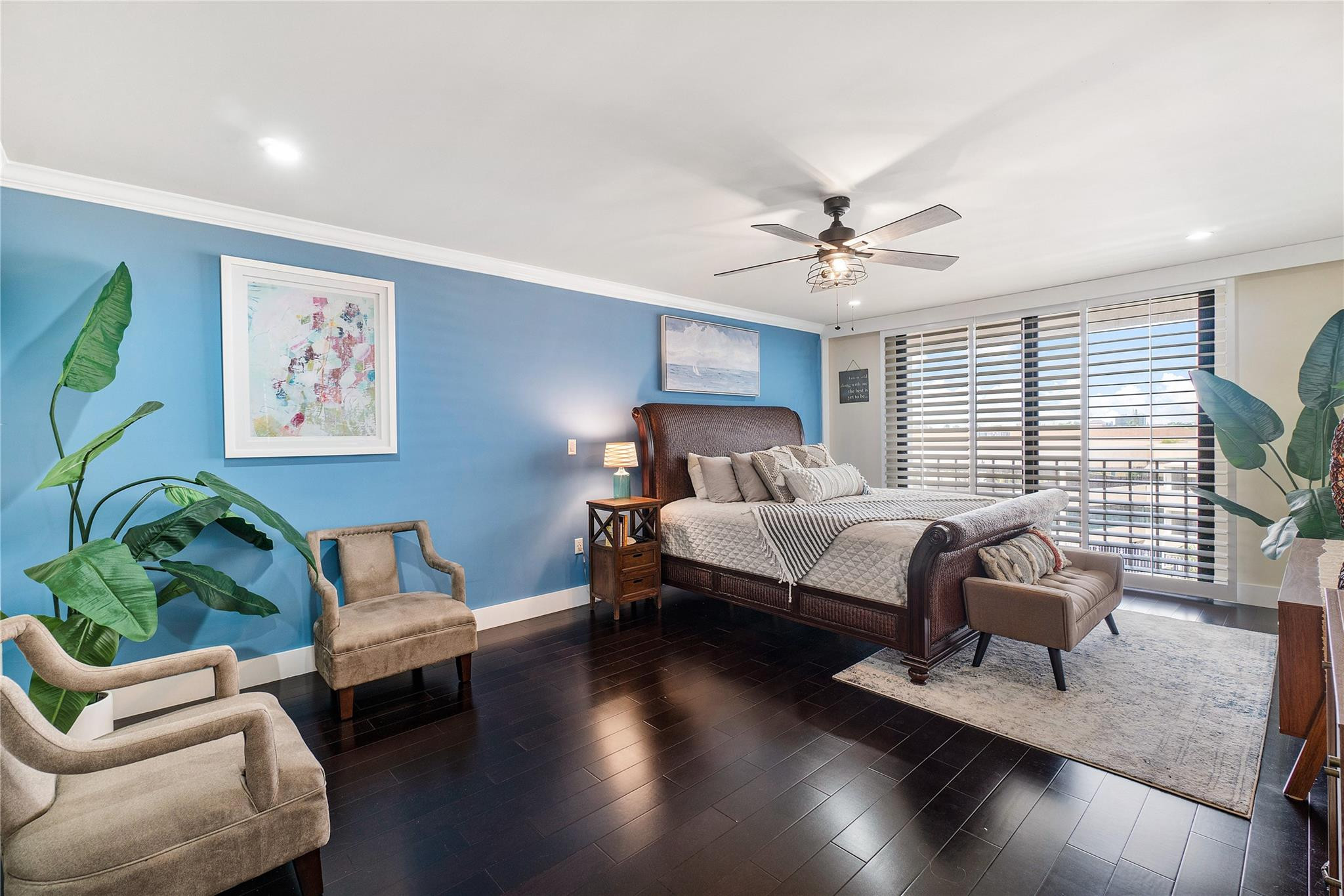 3100 NE 48th Street 305