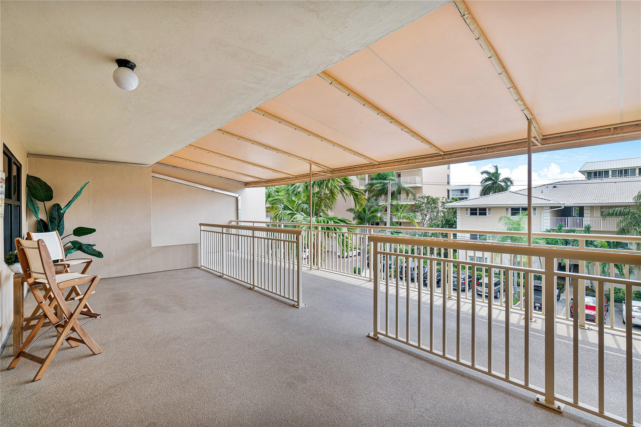 3100 NE 48th Street 305