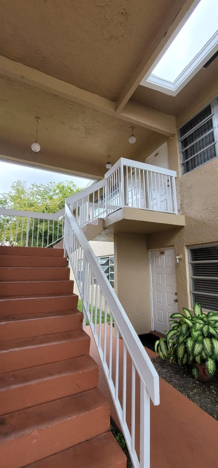 10164 Twin Lakes Drive 13F