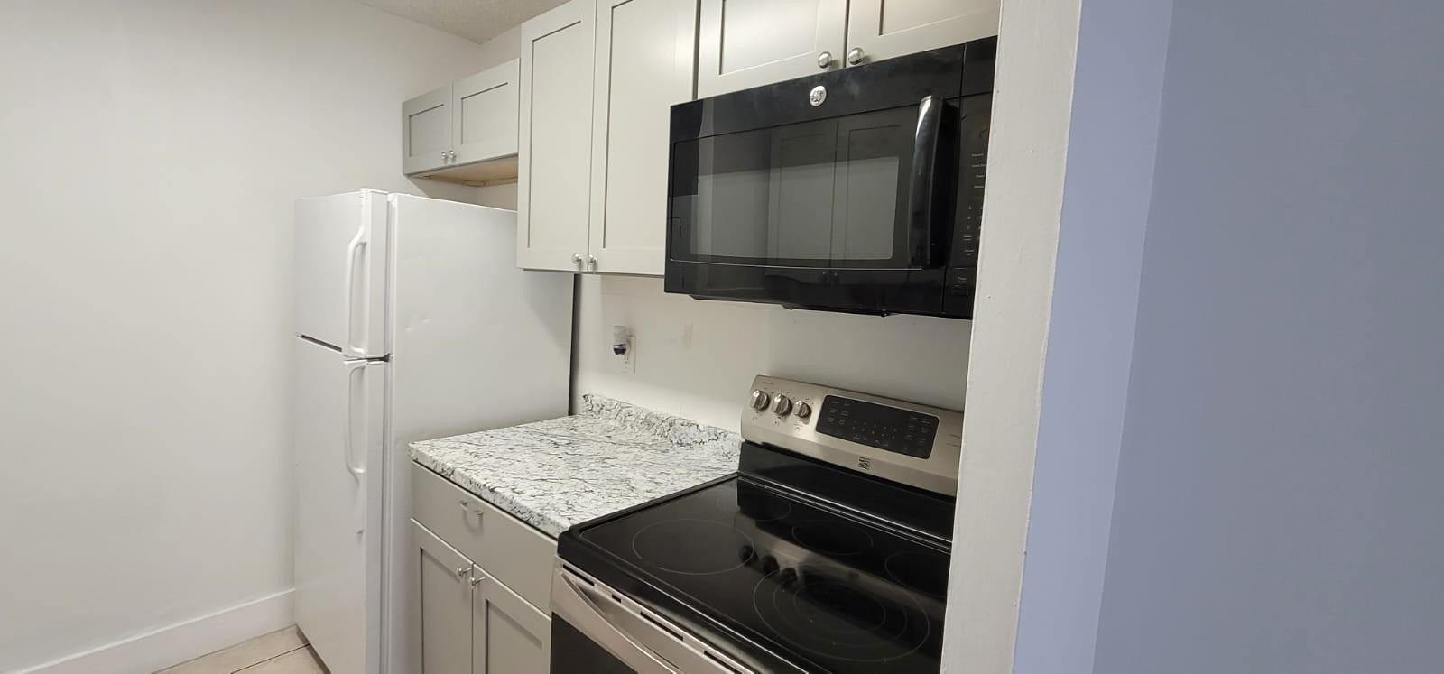 10164 Twin Lakes Drive 13F