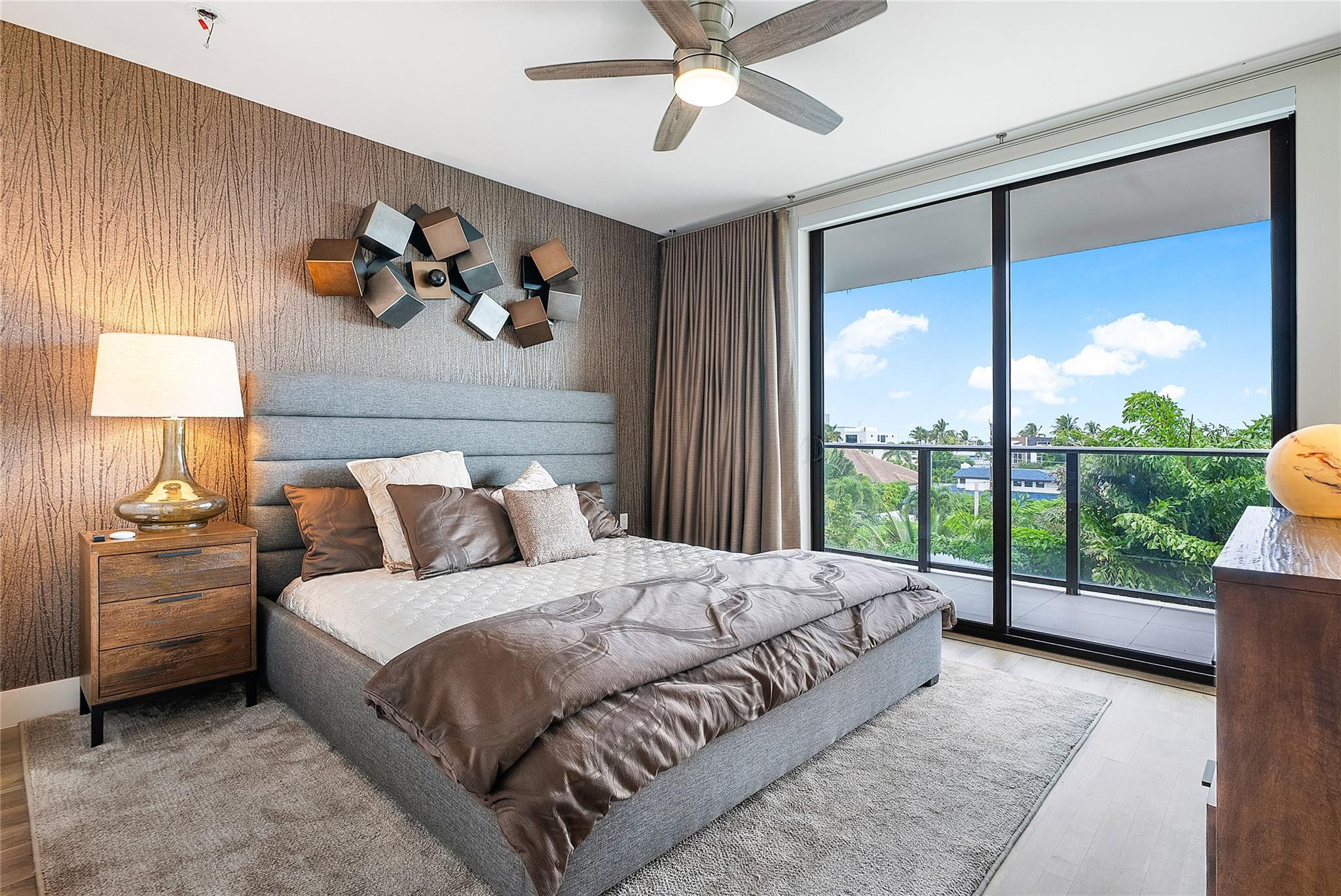 3030 N Ocean S203