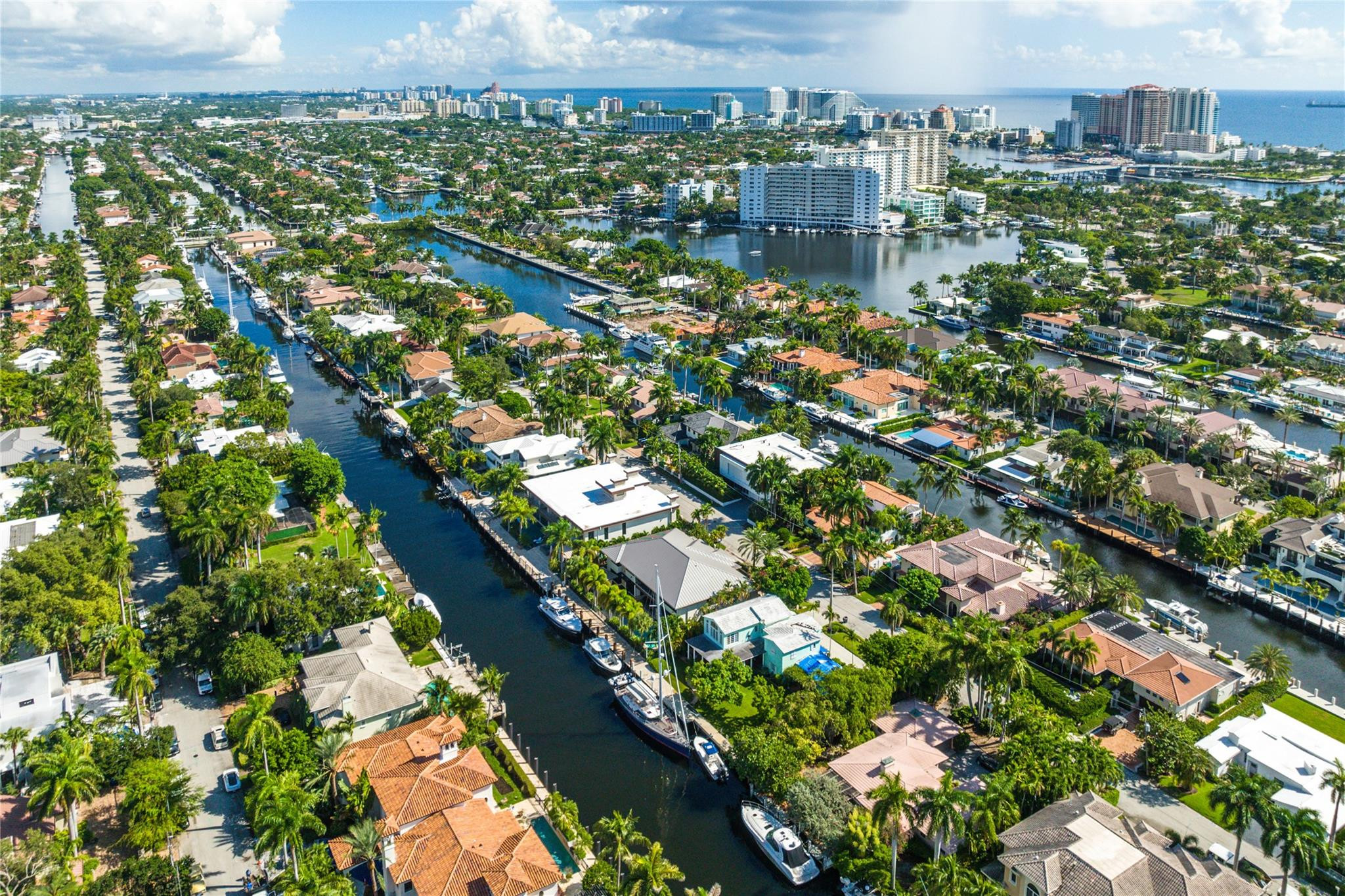 615 Royal Plaza Drive