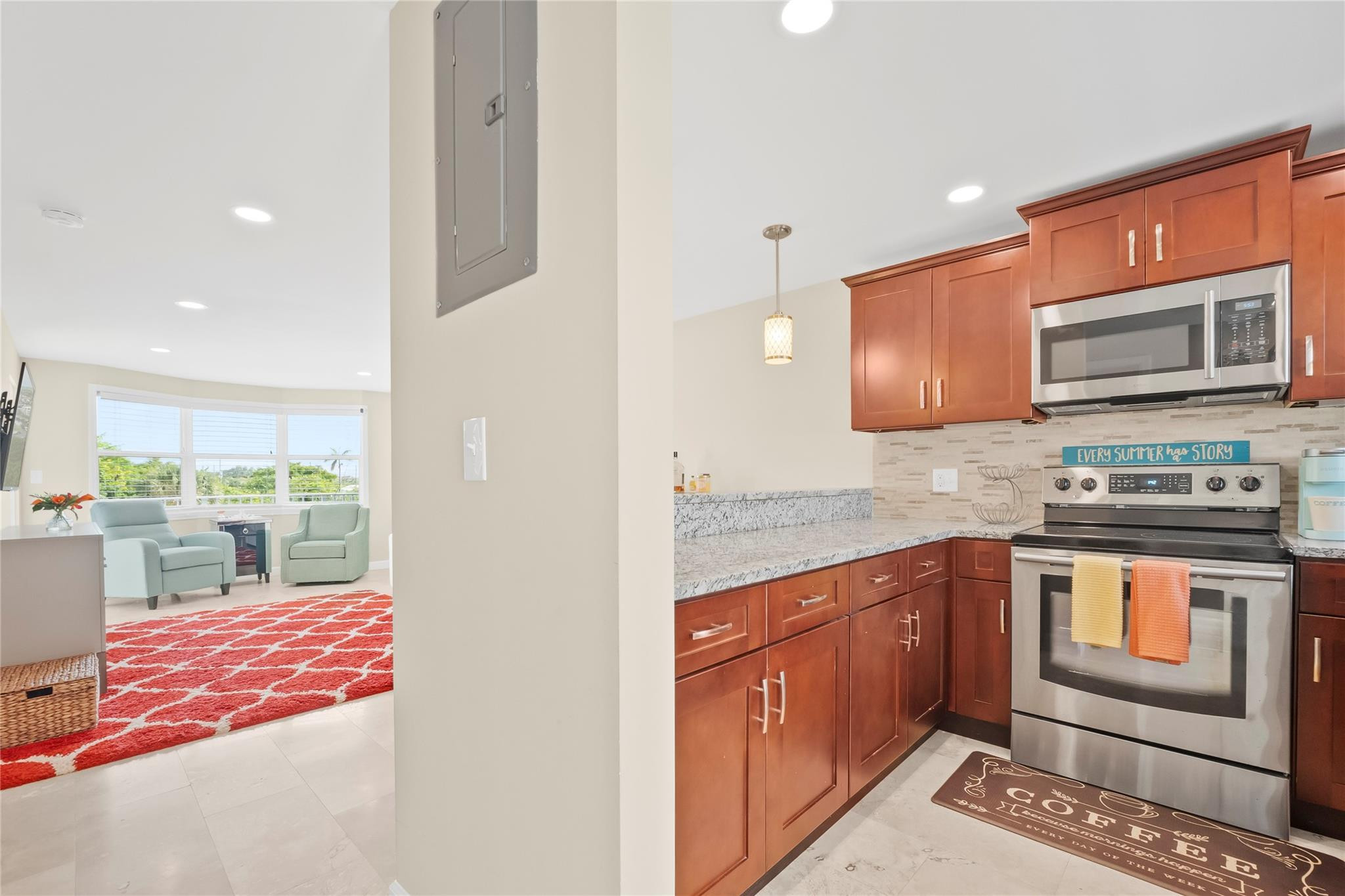 1511 SE 15 Court 304