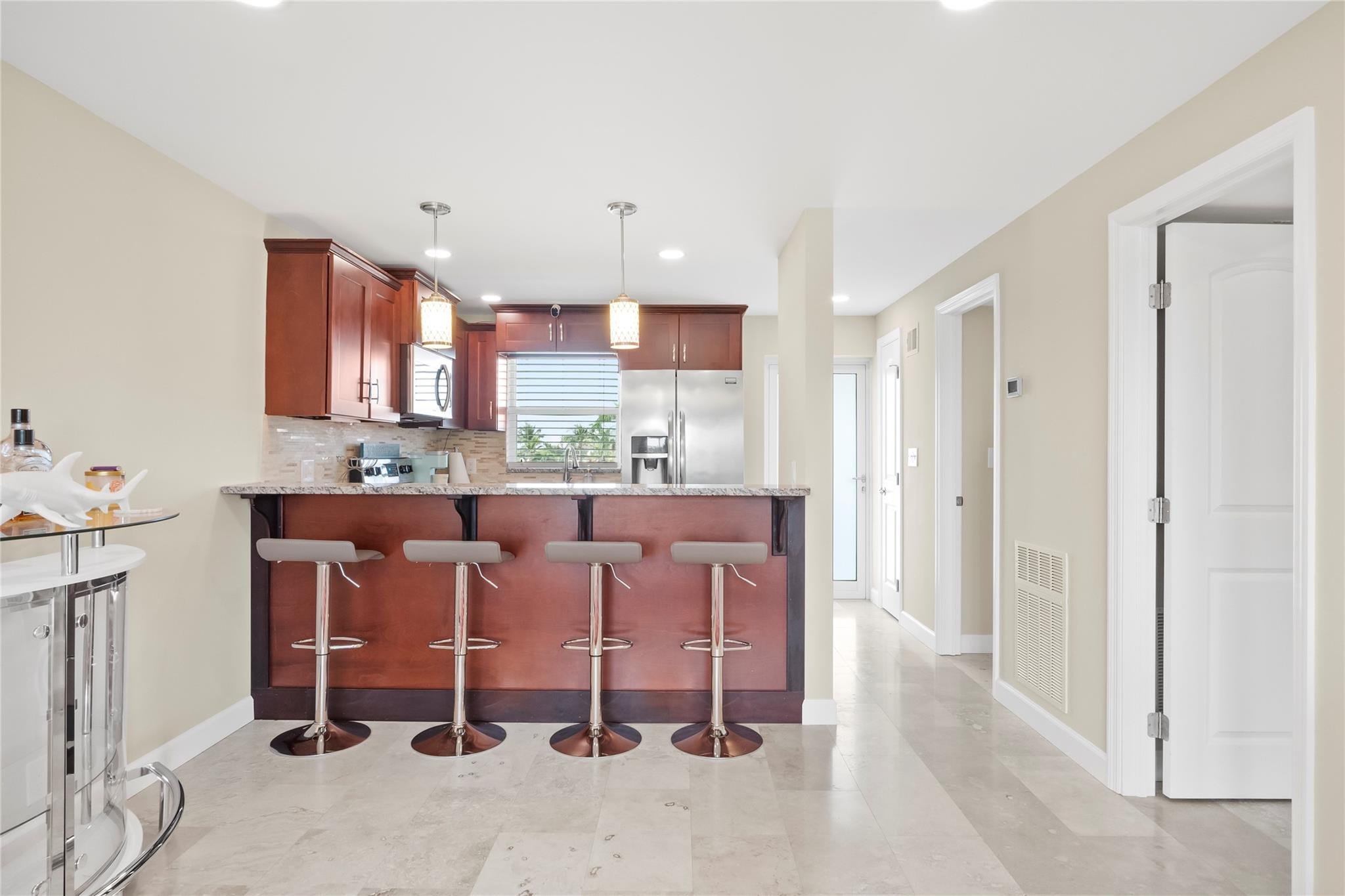 1511 SE 15 Court 304