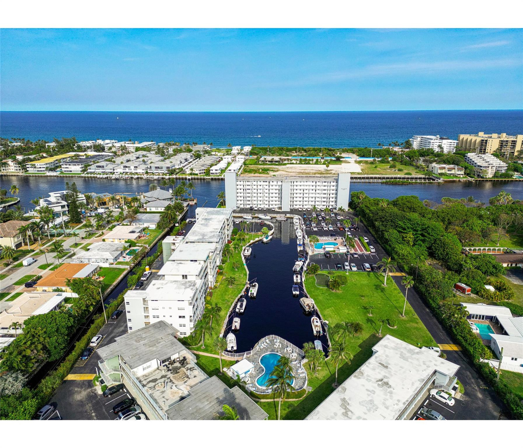 1511 SE 15 Court 304