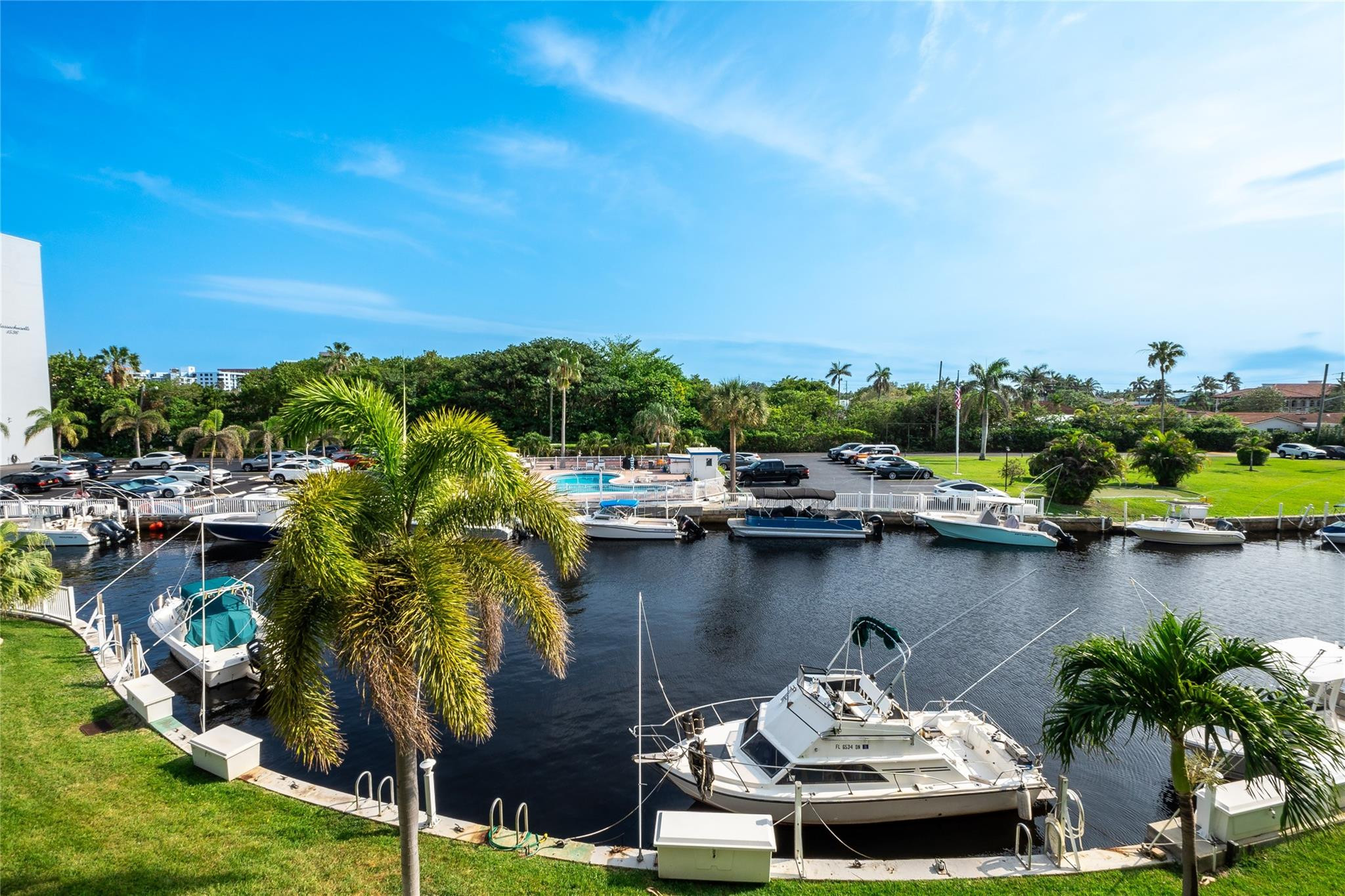 1511 SE 15 Court 304