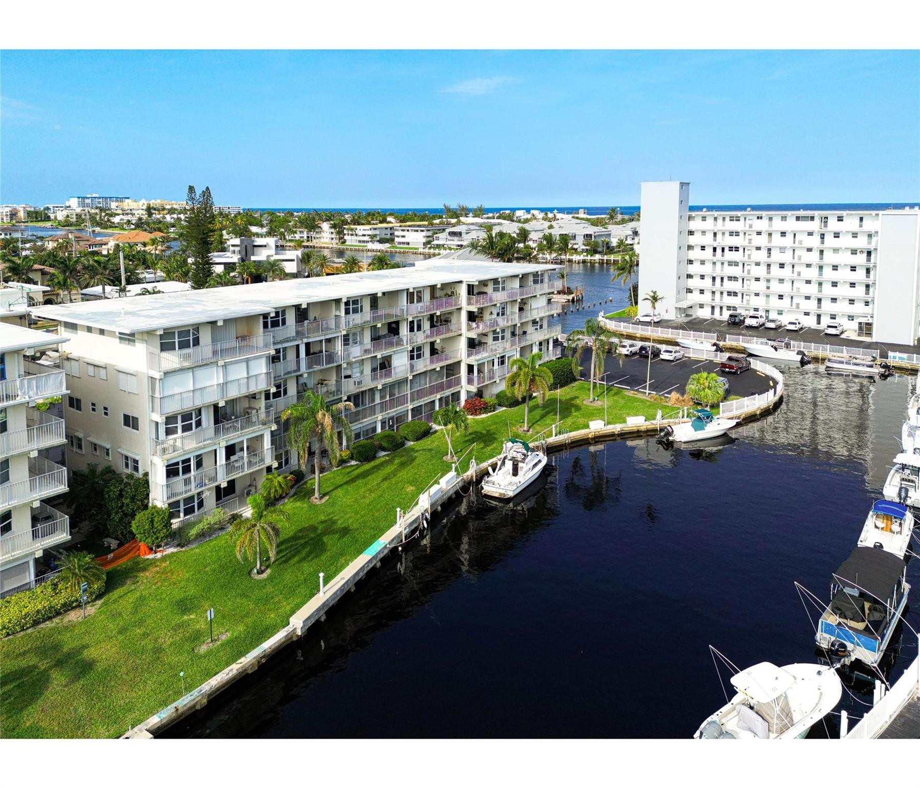 1511 SE 15 Court 304