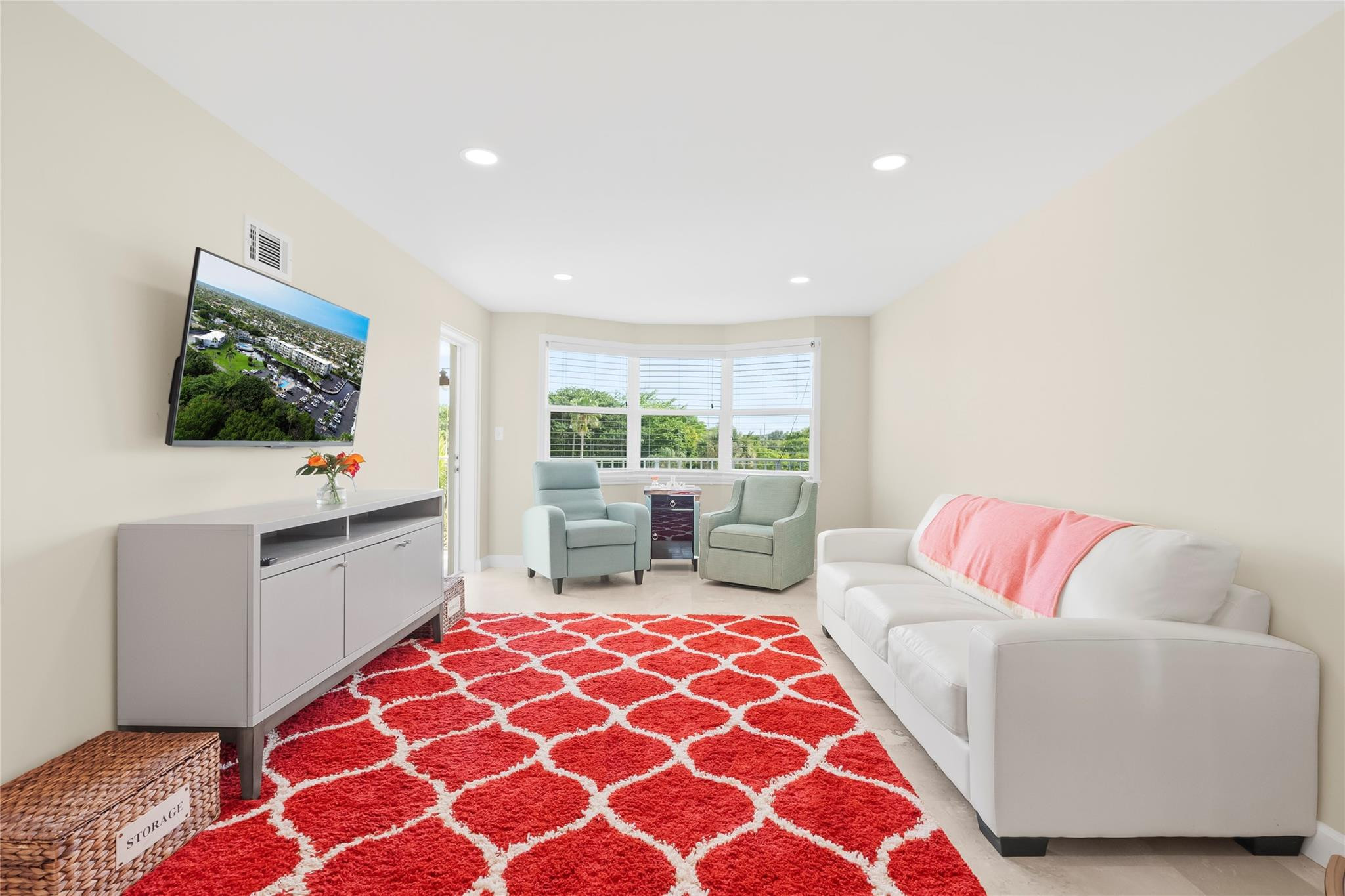 1511 SE 15 Court 304