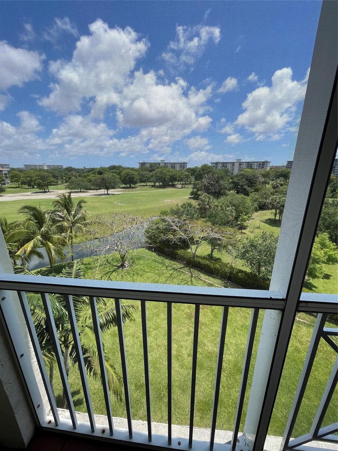 3500 Oaks Clubhouse Drive 510