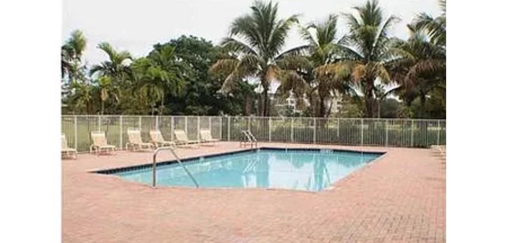 3500 Oaks Clubhouse Drive 510