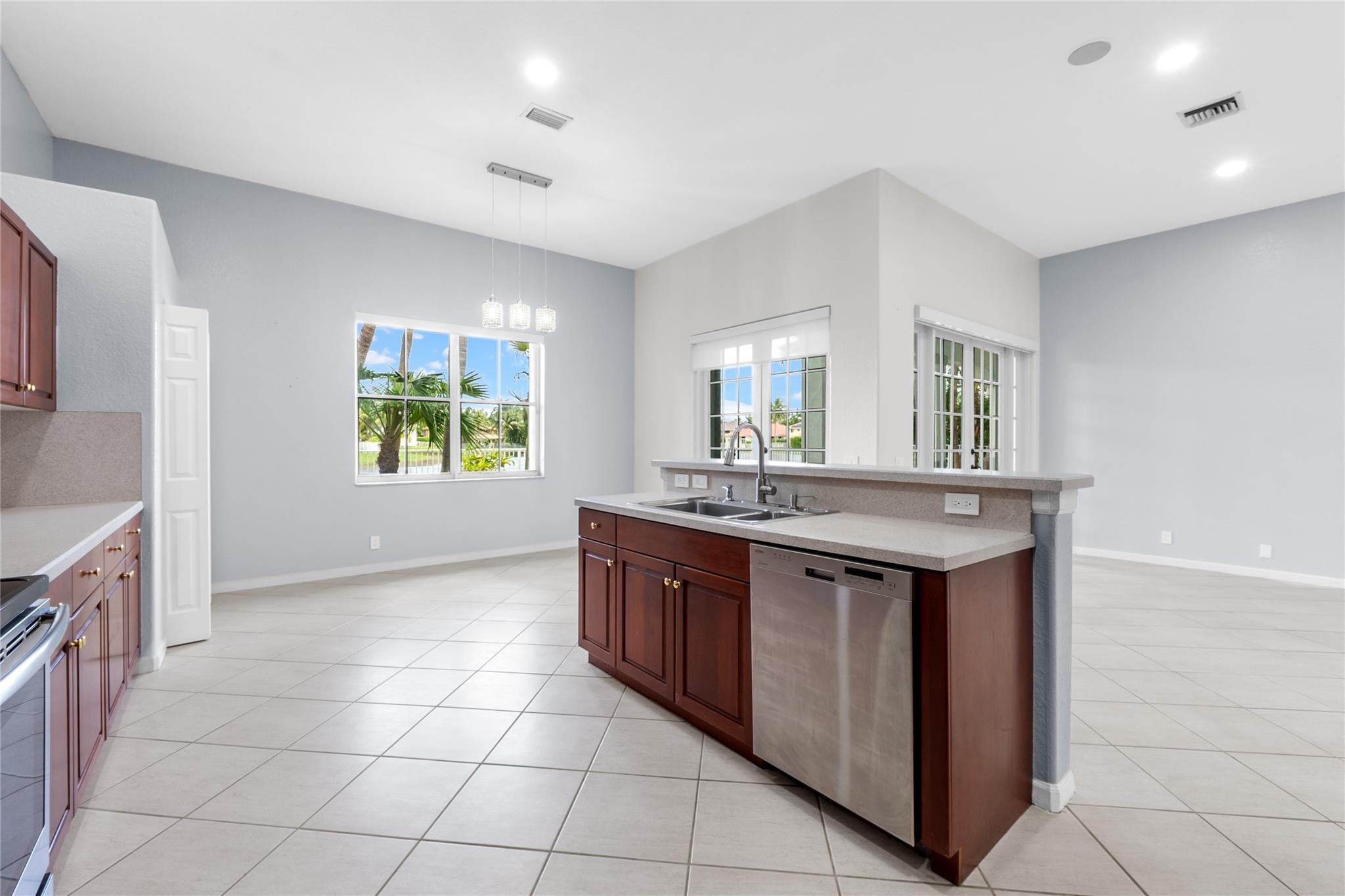 2048 Quail Roost Drive