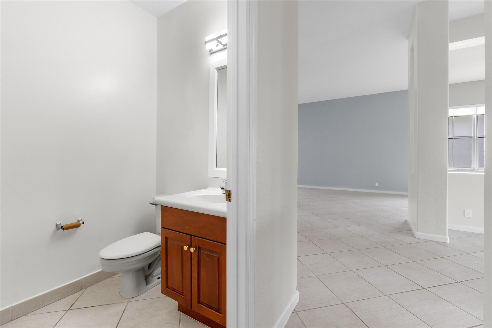 2048 Quail Roost Drive