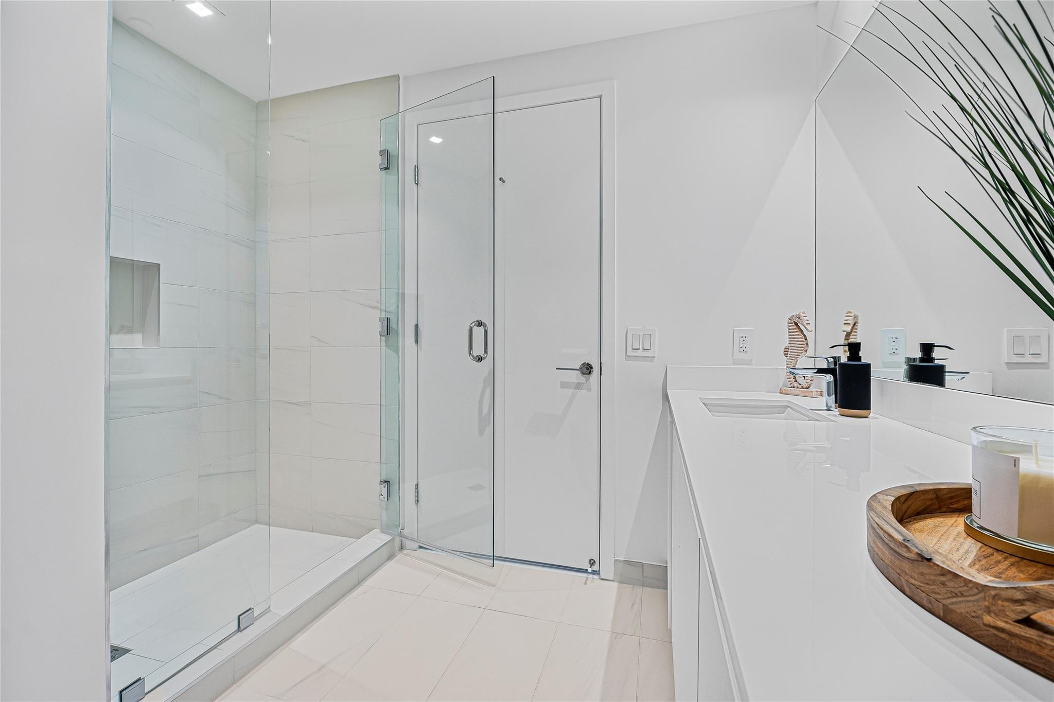 1116 N Ocean Boulevard 1603