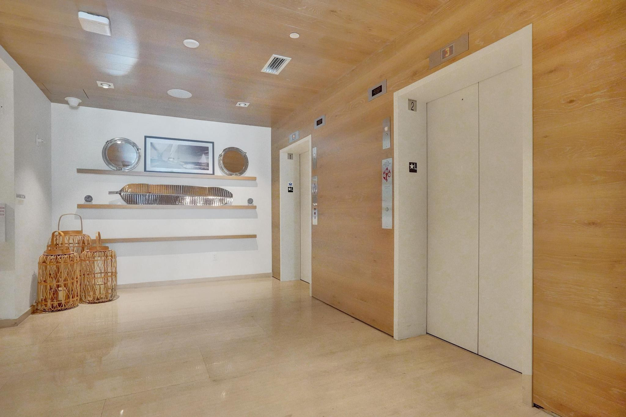 401 N Birch Road 702