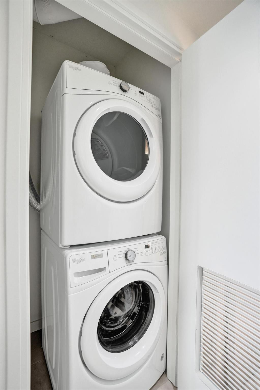 401 N Birch Road 702