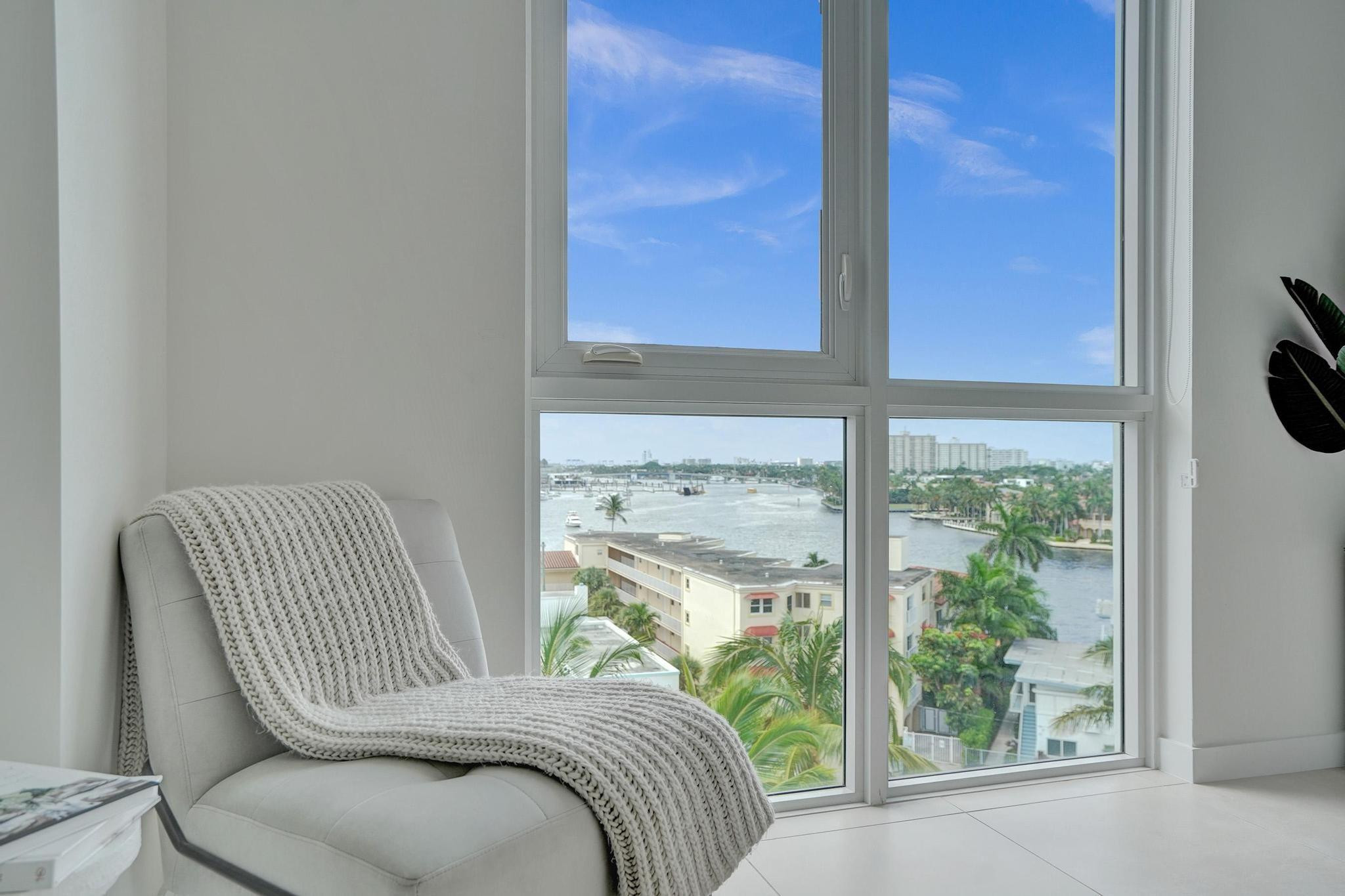 401 N Birch Road 702