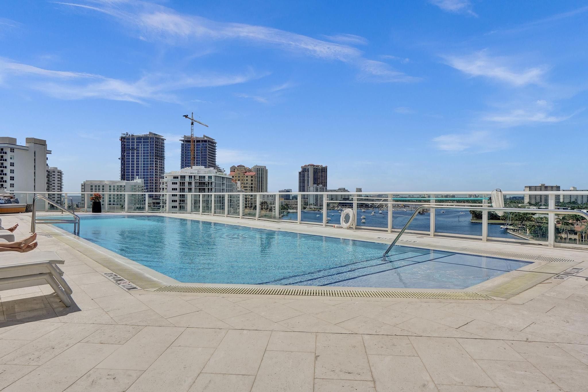 401 N Birch Road 702