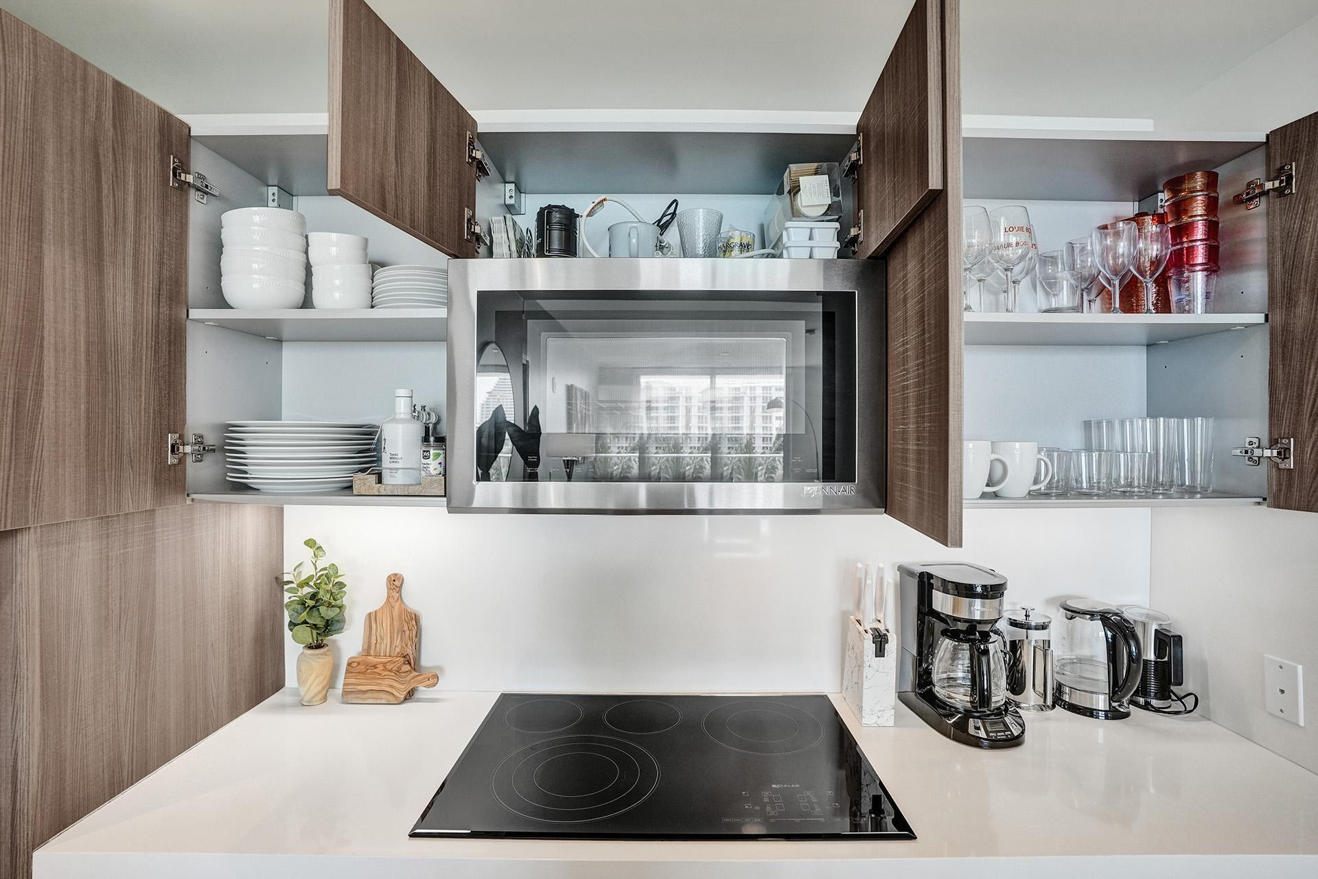 401 N Birch Road 702