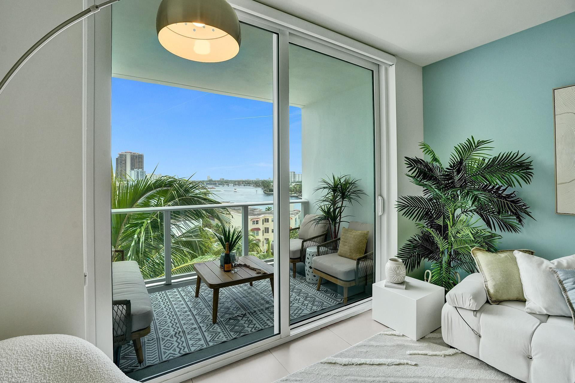 401 N Birch Road 702