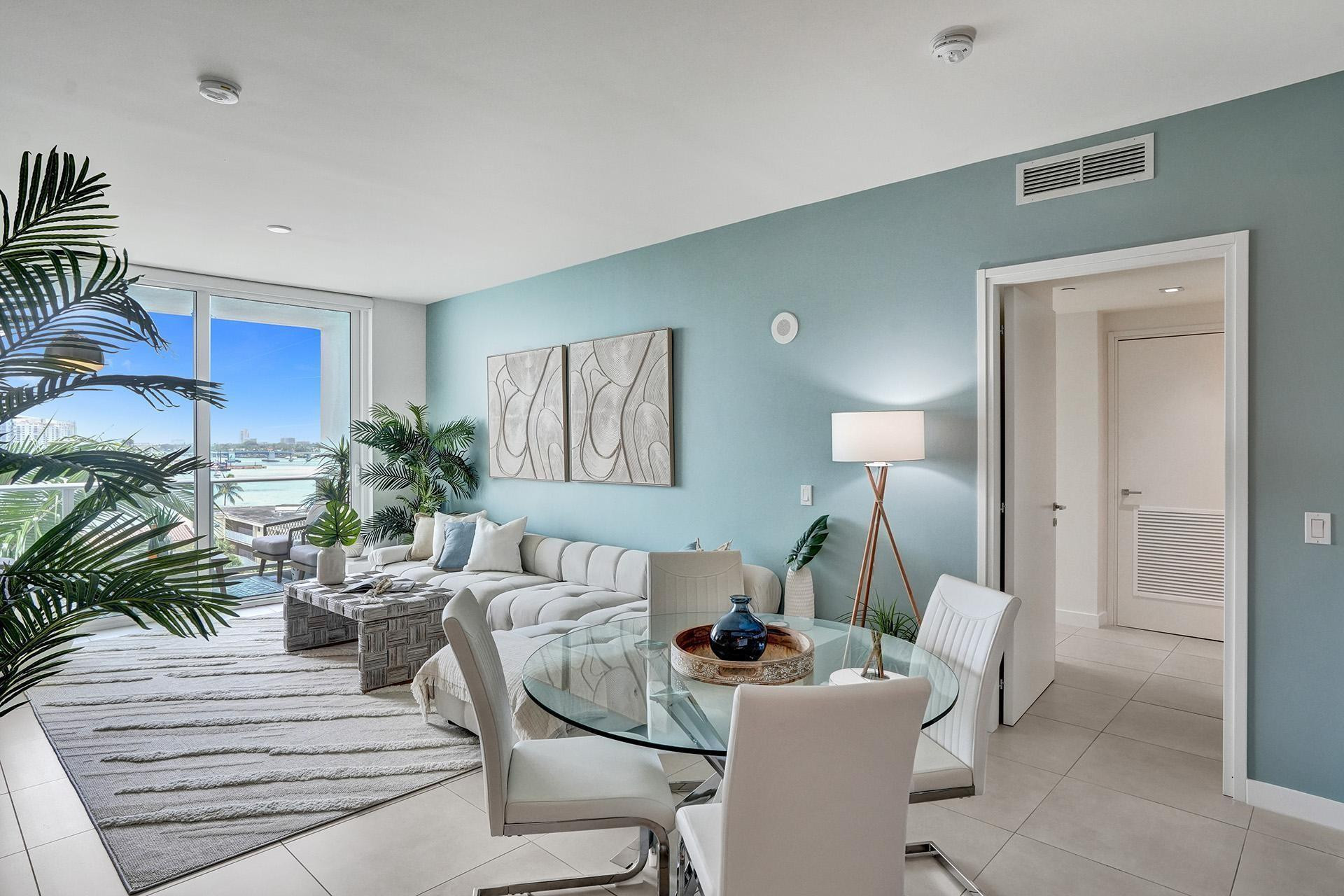 401 N Birch Road 702