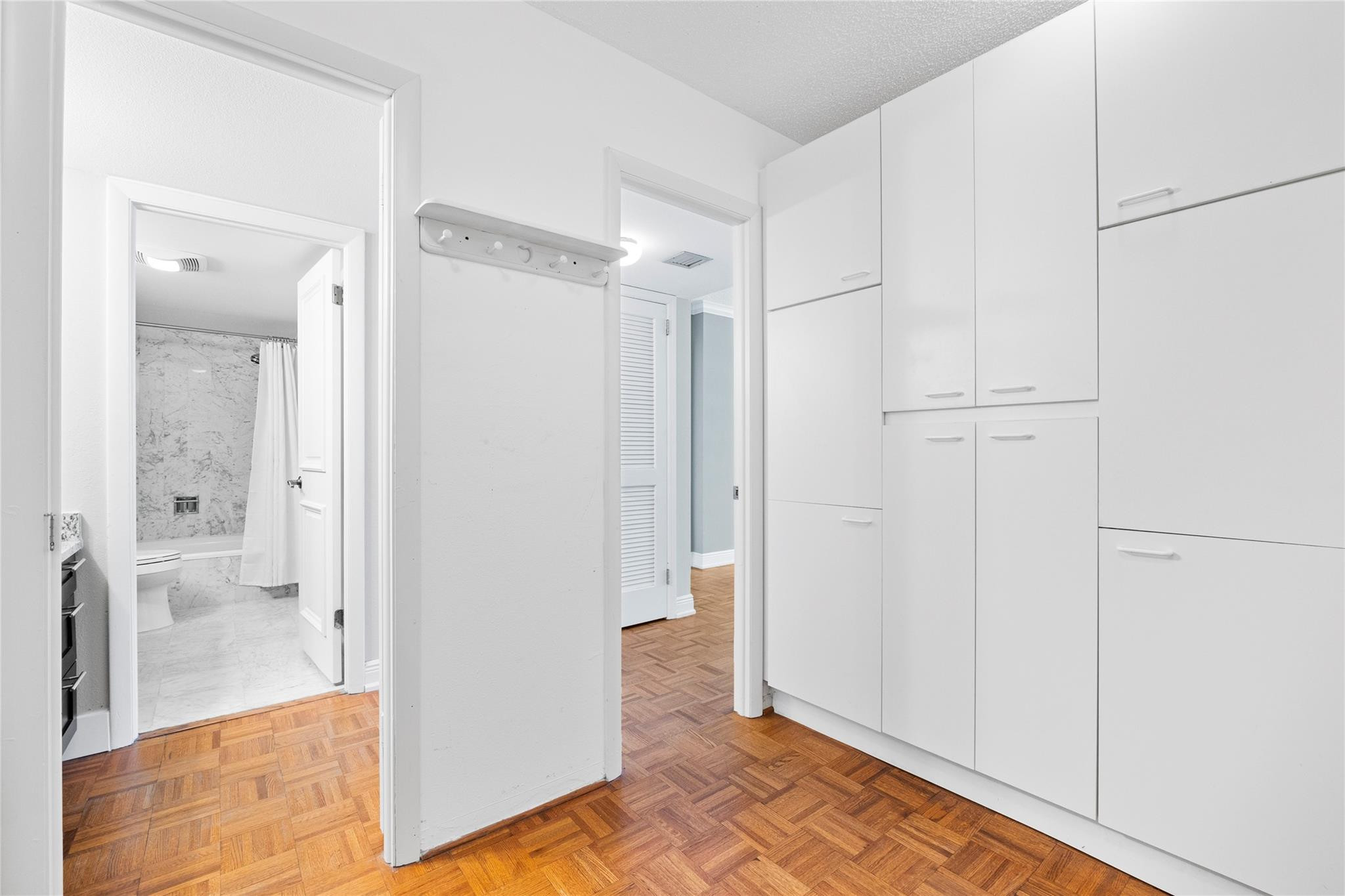 3410 Galt Ocean Drive 609N