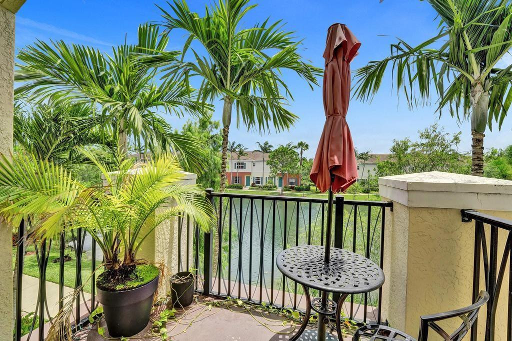 184 SW 6th Court 184