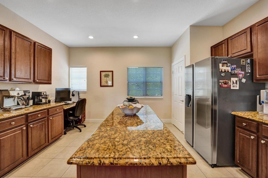 184 SW 6th Court 184