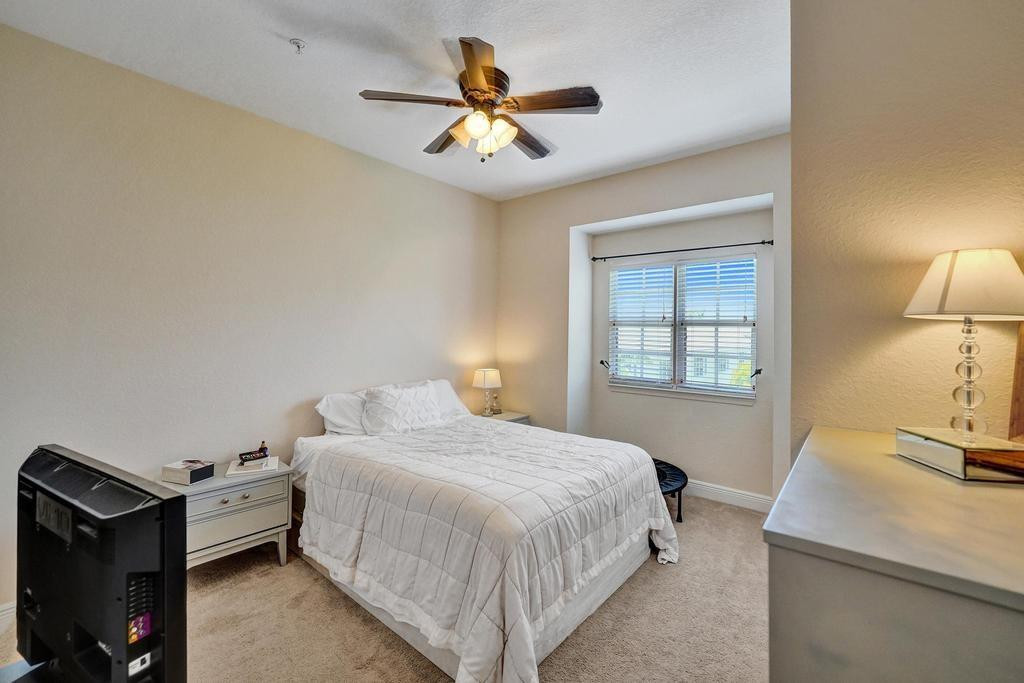 184 SW 6th Court 184