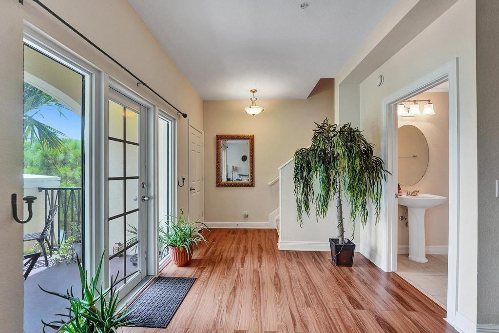 184 SW 6th Court 184